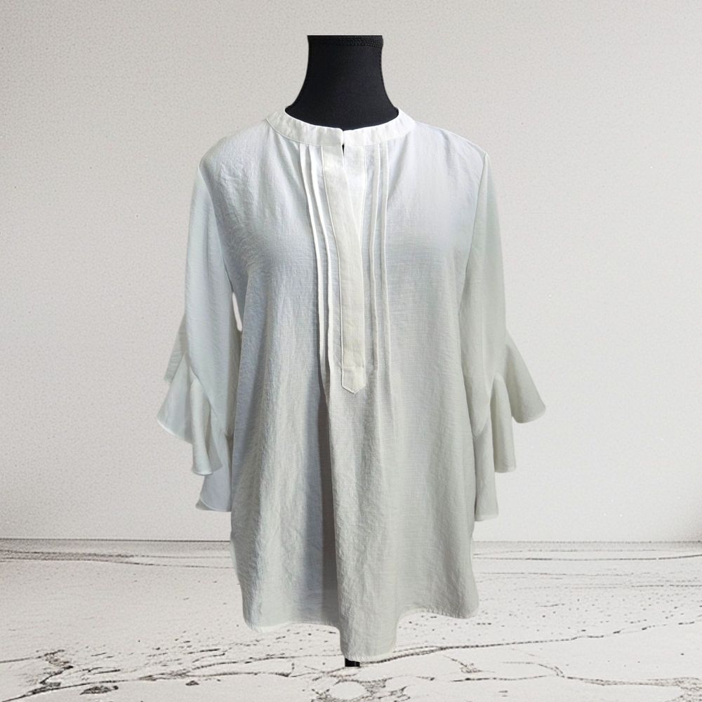Vince Camuto White 3/4 Bell Sleeve Blouse Size Med